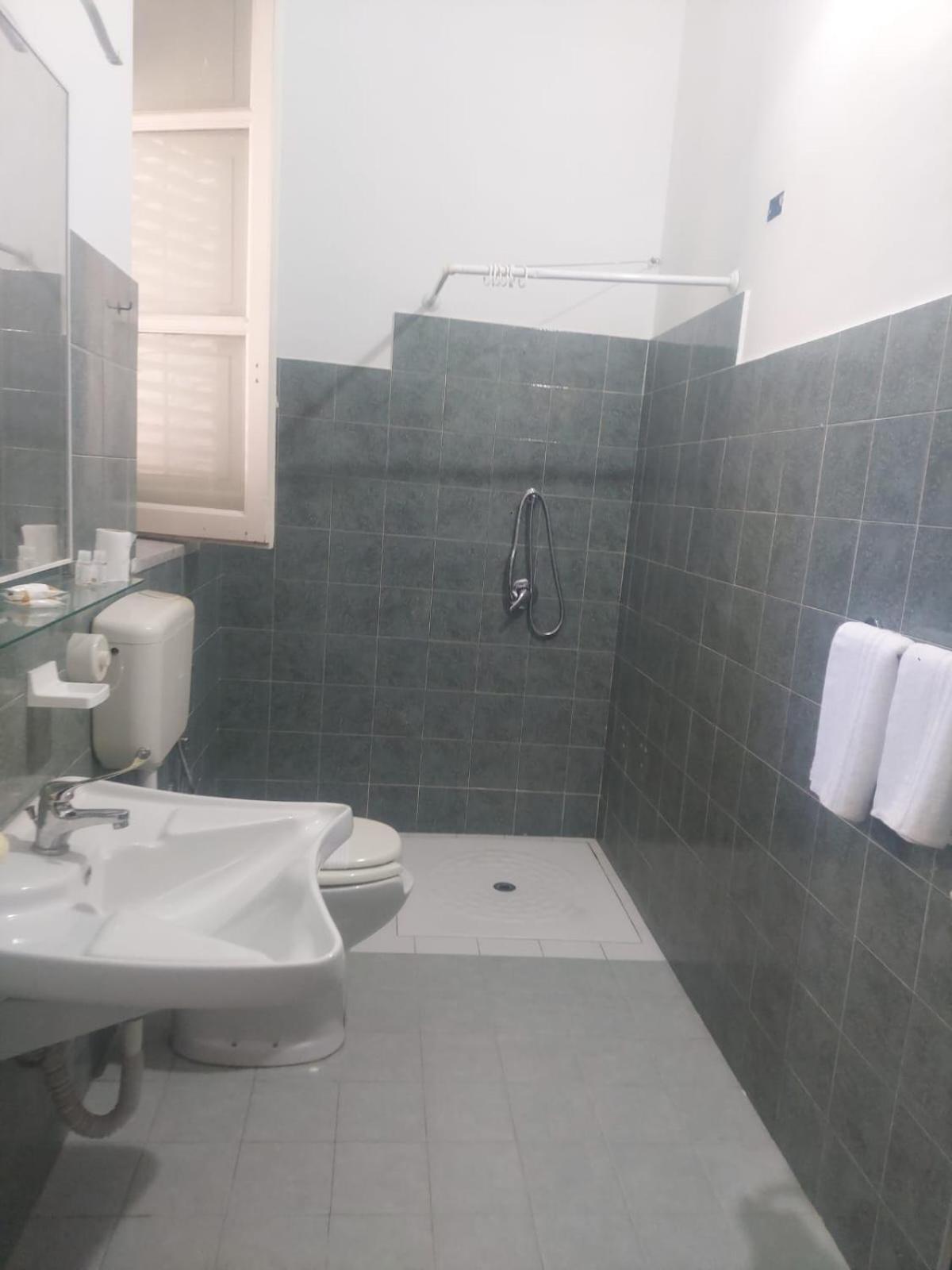 Guest House Lamphotel Militello Palermo Exterior photo