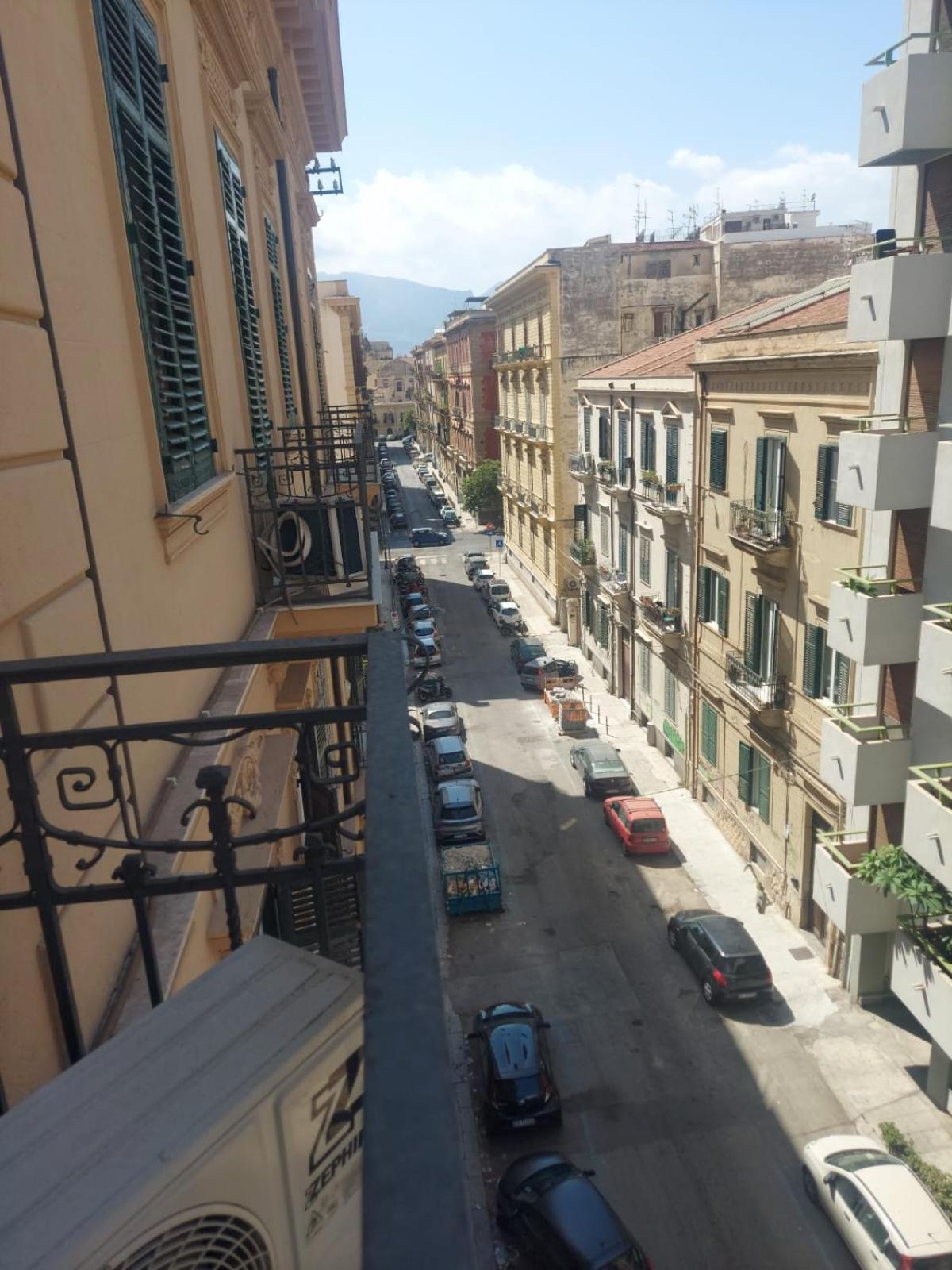 Guest House Lamphotel Militello Palermo Exterior photo